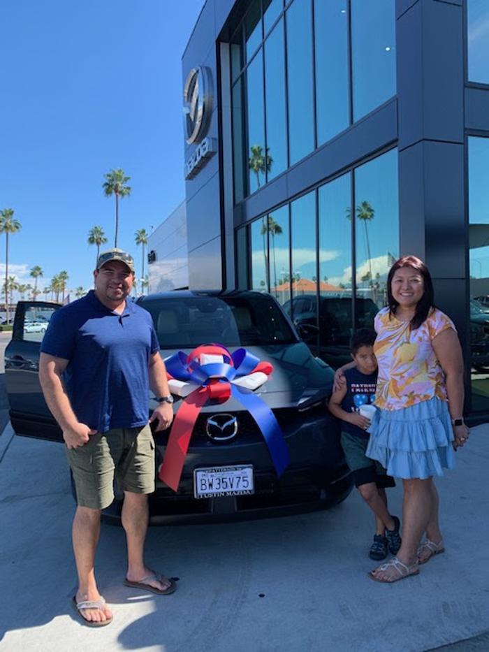 Tustin Hyundai Image