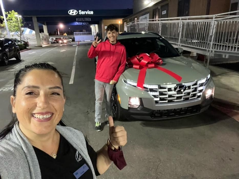 Tustin Hyundai Image