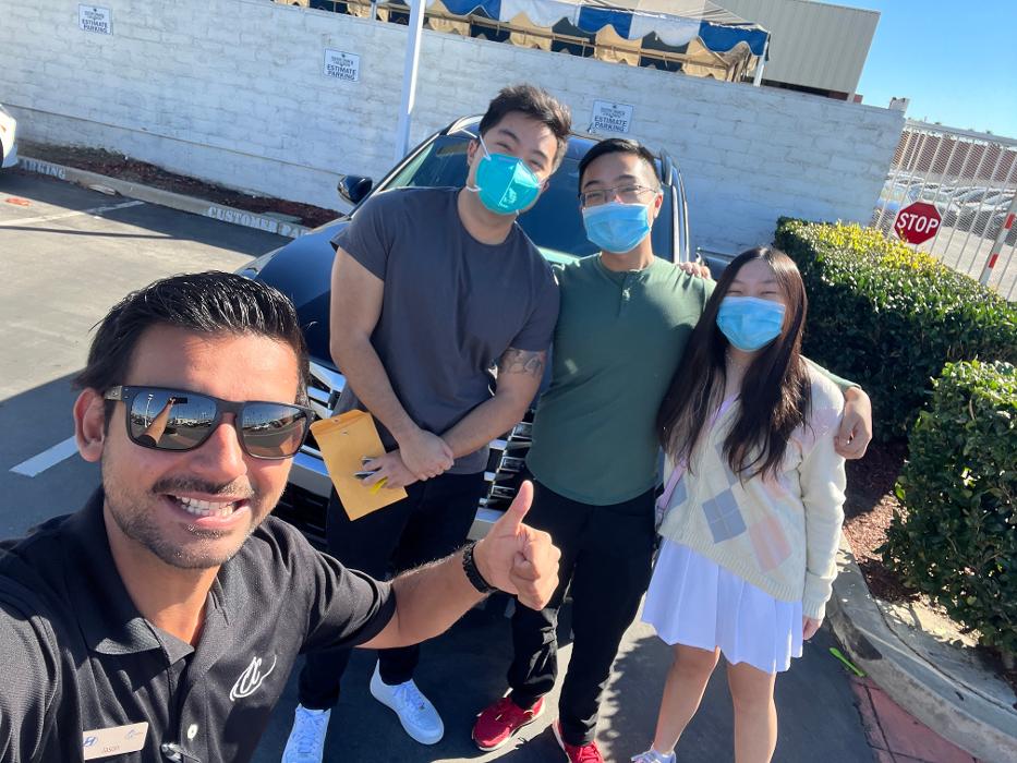 Tustin Hyundai Image