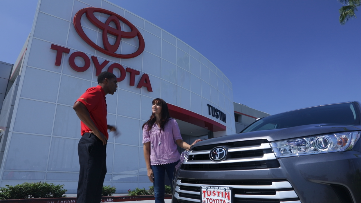 Tustin Auto Center - Tustin, CA