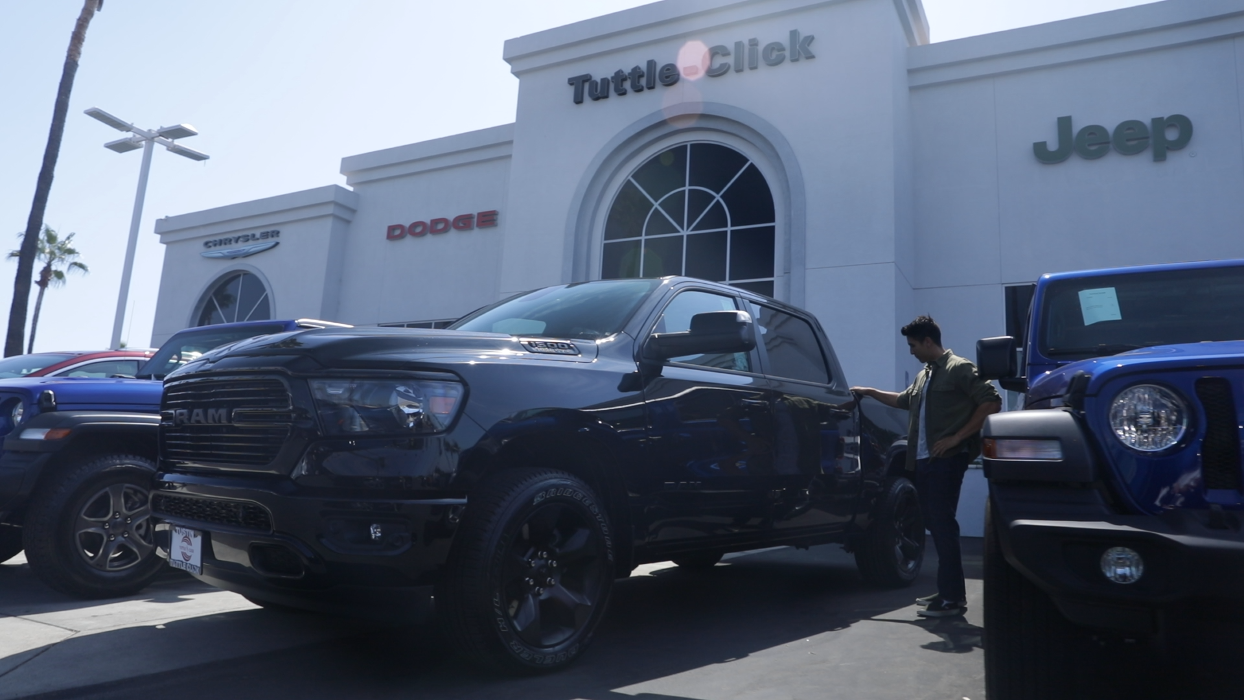 Tustin Auto Center - Tustin, CA