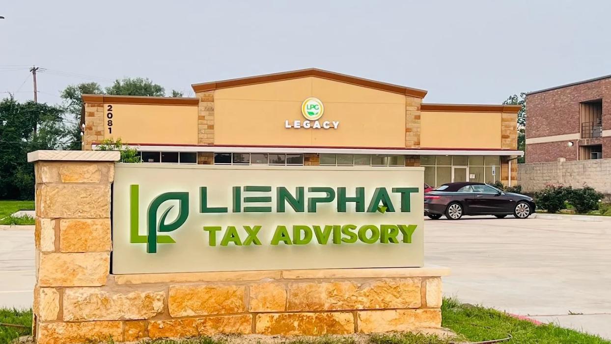 Lien Phat Tax Advisory Image
