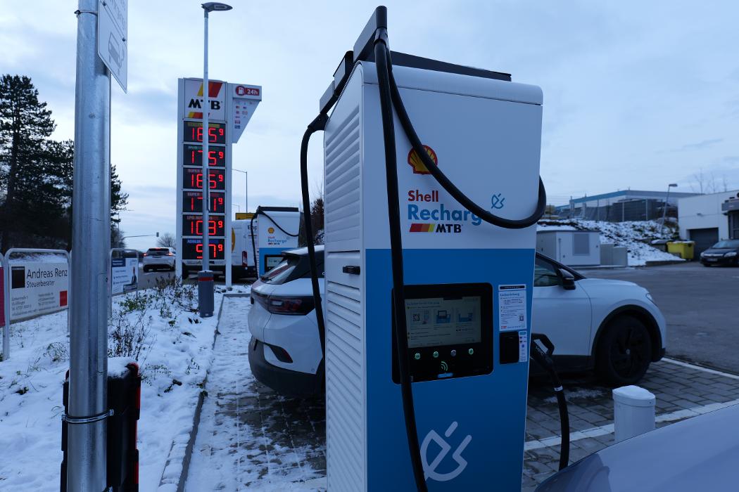 Shell Recharge Charging Station, Wieselsbergstraße in Villingen-Schwenningen