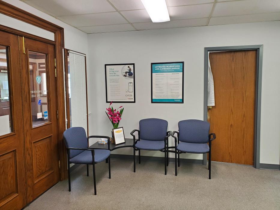 Southwestern Hearing Centers Logo