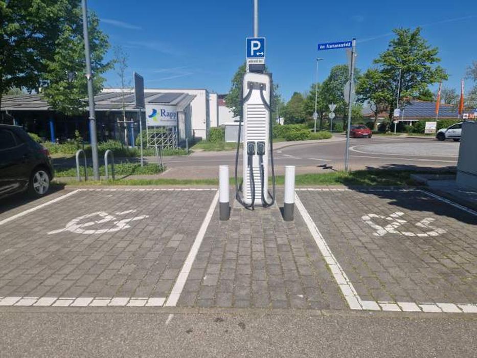 Shell Recharge Charging Station, Am Alamannenfeld in Bad Krozingen