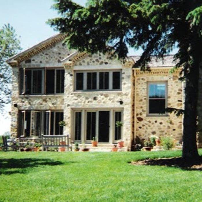 Midwest Custom Cabinetry & Woodworking