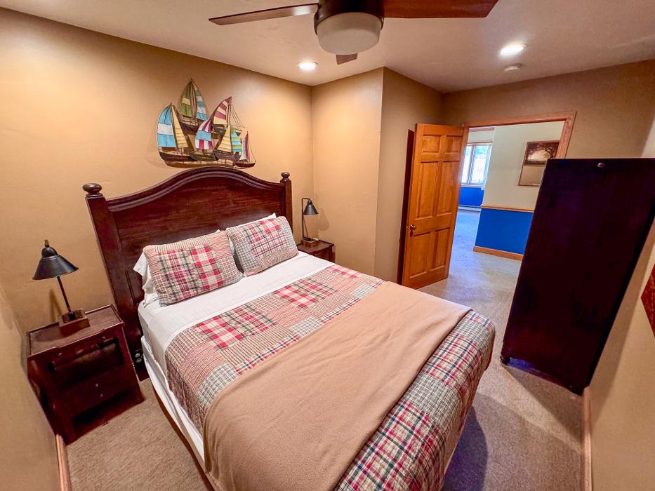 Settlement Inn & Lavender Spa - Fish Creek, WI