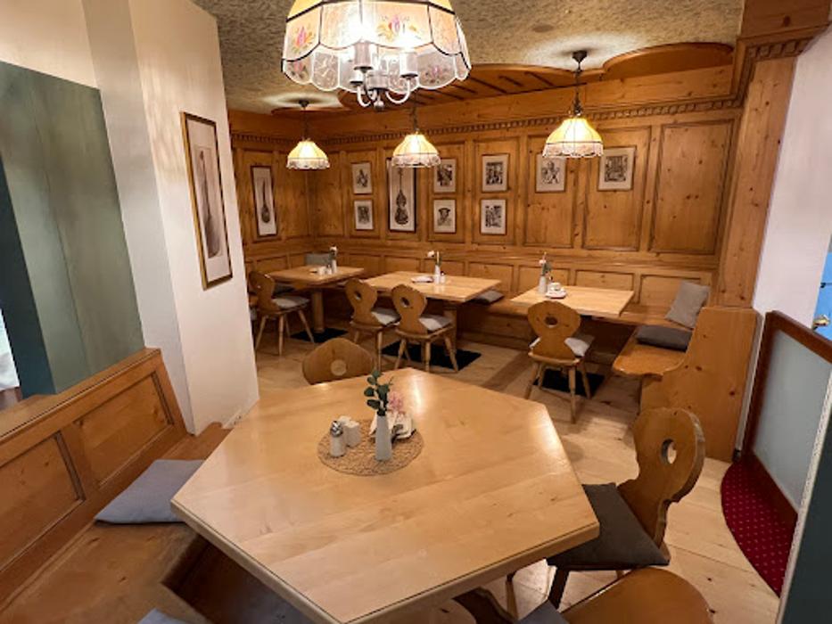 Luitpoldpark Hotel, Bahnhofstraße in Füssen