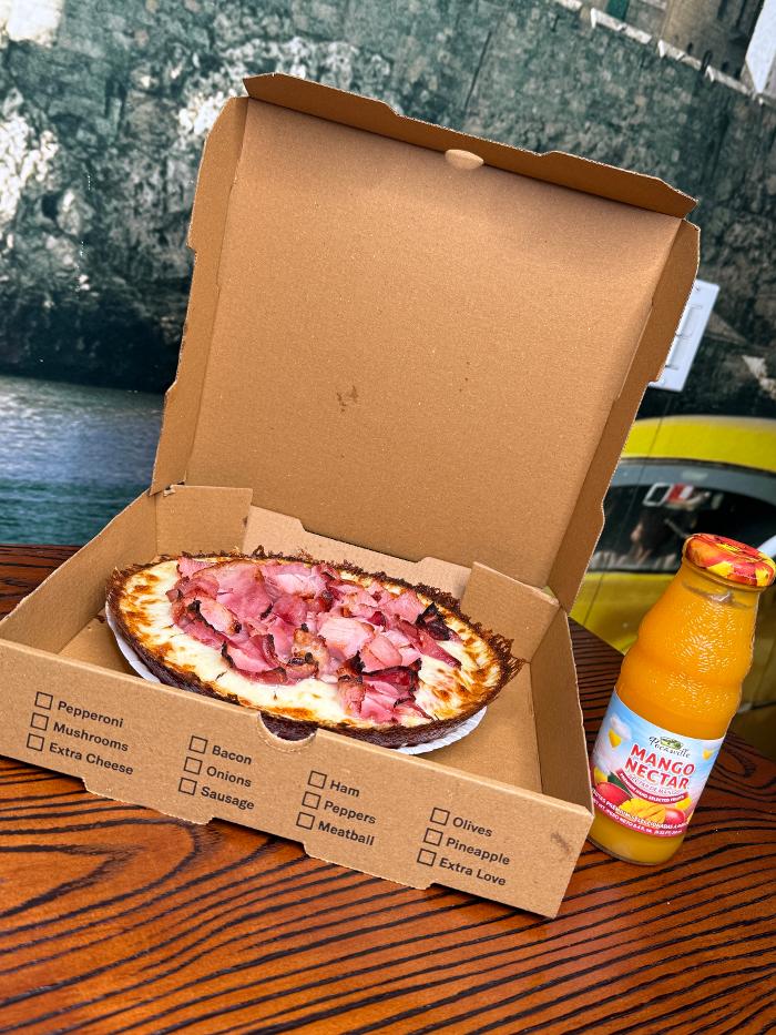 Hakuna Matata Pizza Cubana Image