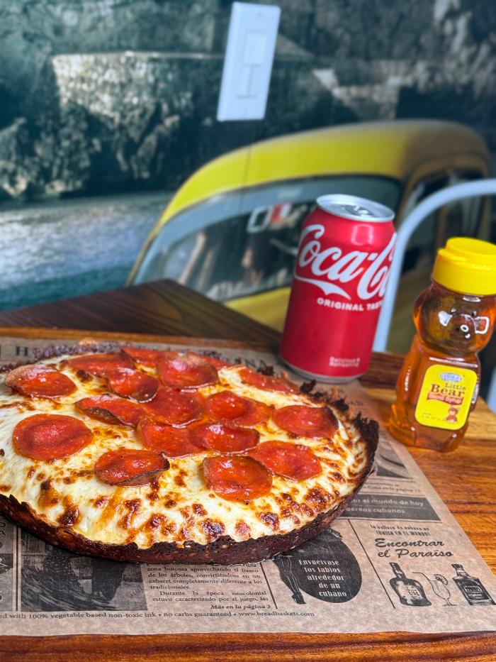 Hakuna Matata Pizza Cubana Image