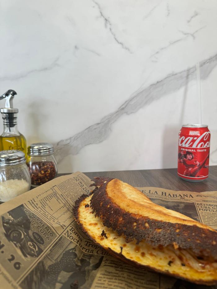 Hakuna Matata Pizza Cubana Image