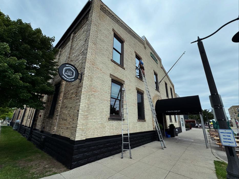 Lake's Edge Exteriors LLC - Grand Haven, MI