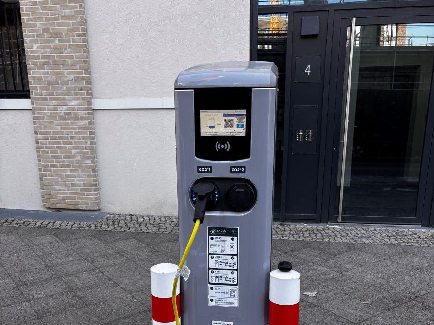 TotalEnergies Charging station, Hedwig-Porschuetz-Strasse in Berlin