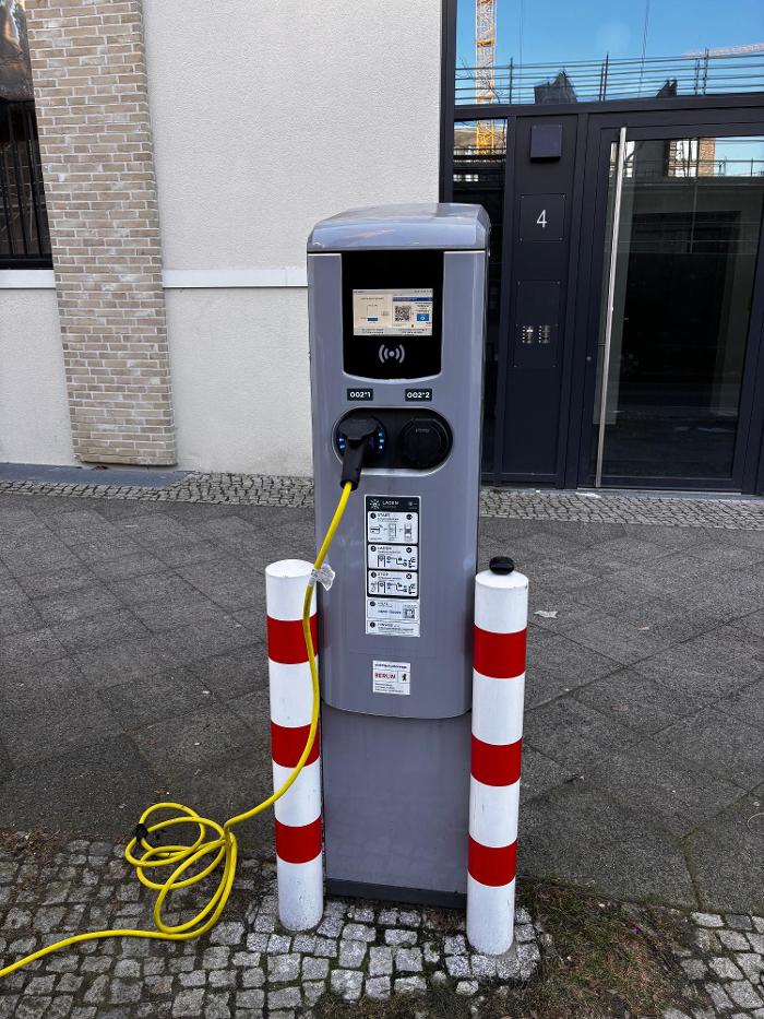 TotalEnergies Charging station, Hedwig-Porschuetz-Strasse in Berlin