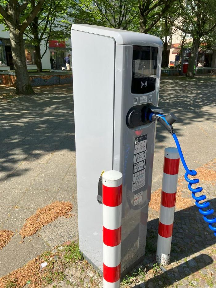 TotalEnergies Charging Station, Ackerstraße in Berlin