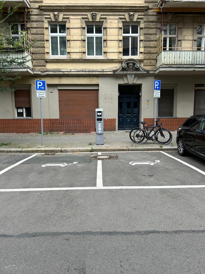 TotalEnergies Charging station, Havelberger Straße in Berlin