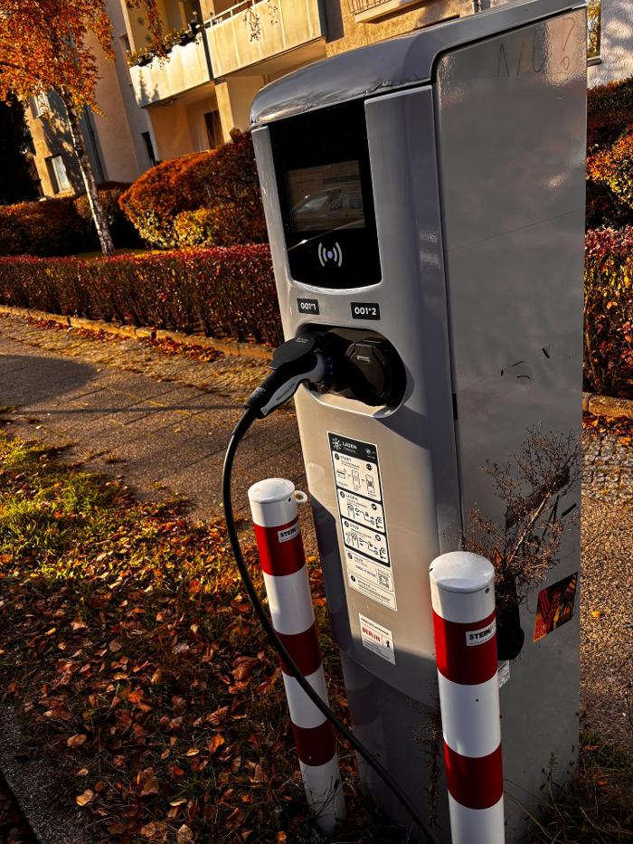 TotalEnergies Charging Station, Sandsteinweg in Berlin