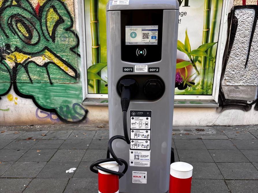 TotalEnergies Charging Station, Waldeyerstraße in Berlin