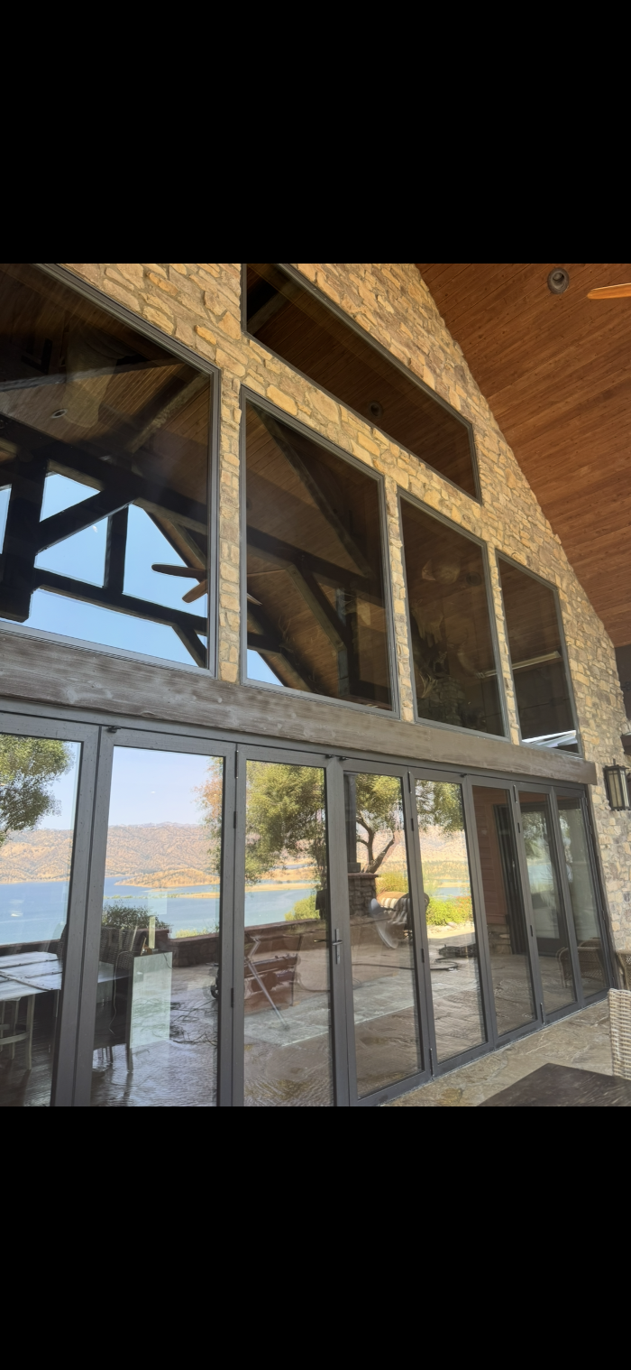 West Coast Windows and Gutters Logo