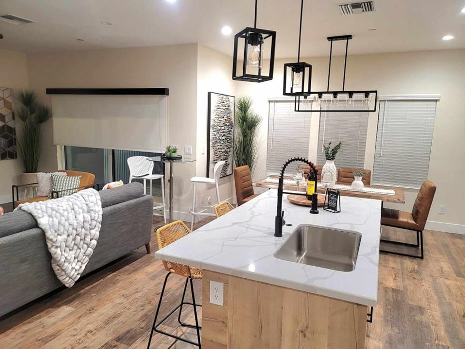 Arizona Blinds Express Image