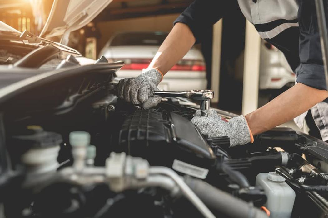Automotive Service Garage - Sarasota, FL