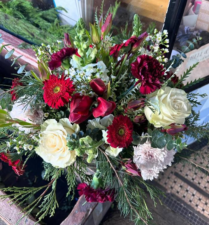 Bell and Trunk Flowers Image