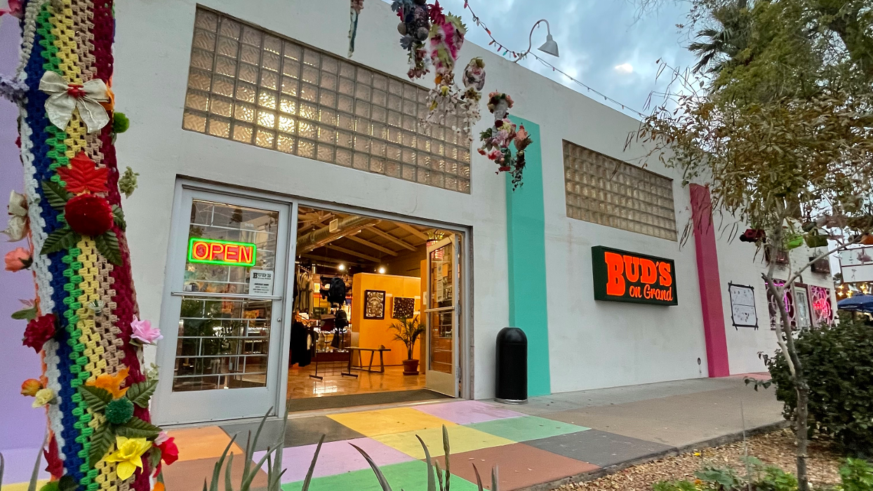Bud's on Grand - Phoenix, AZ