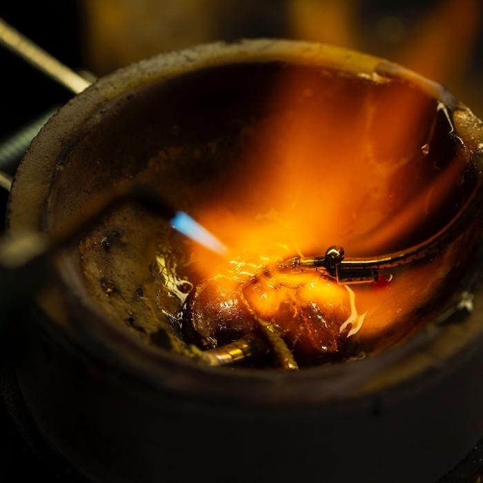 Elite Jewelry and Loan Logo