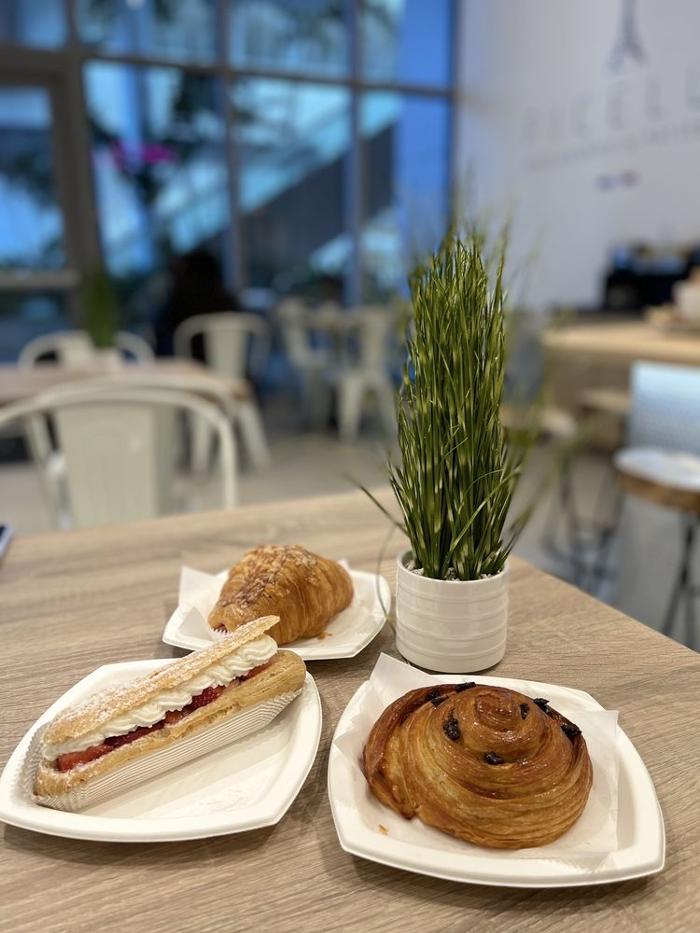 Ficelle Bakery Image