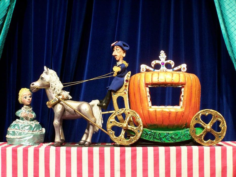 Great Arizona Puppet Theater Image