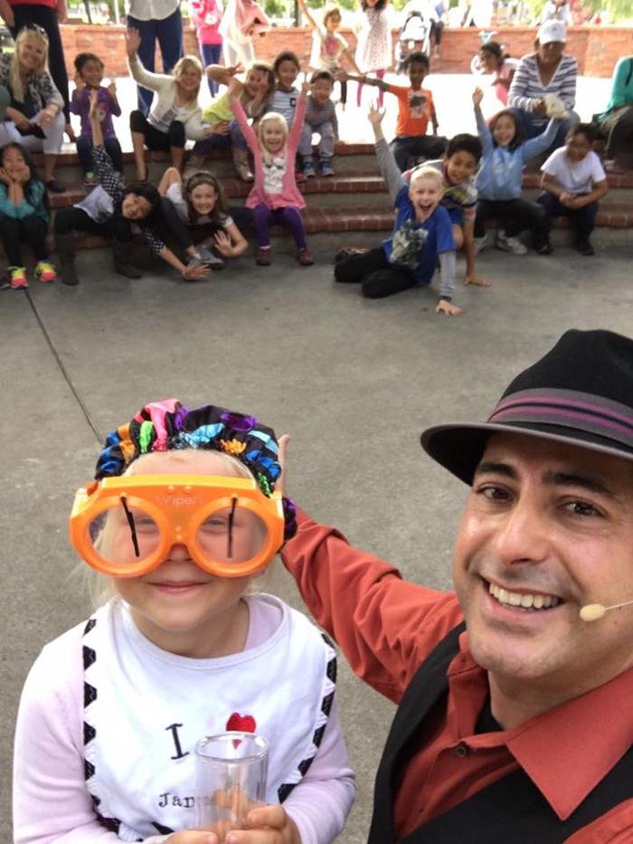 JamesZini - Magician, Balloon Twisting, & Entertainer Image