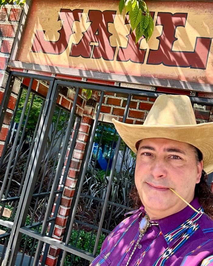 JamesZini - Magician, Balloon Twisting, & Entertainer Image