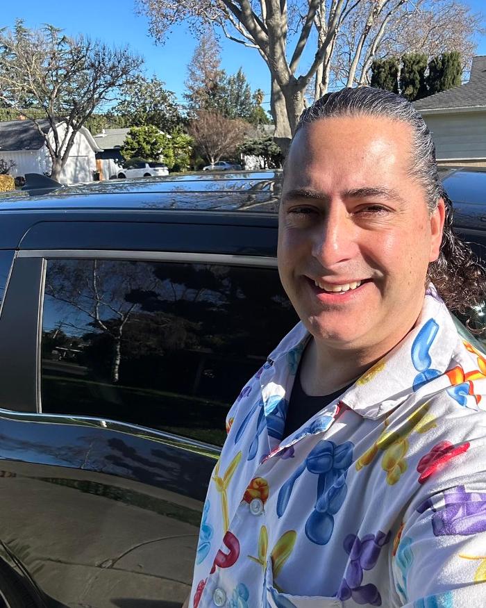 JamesZini - Magician, Balloon Twisting, & Entertainer Image