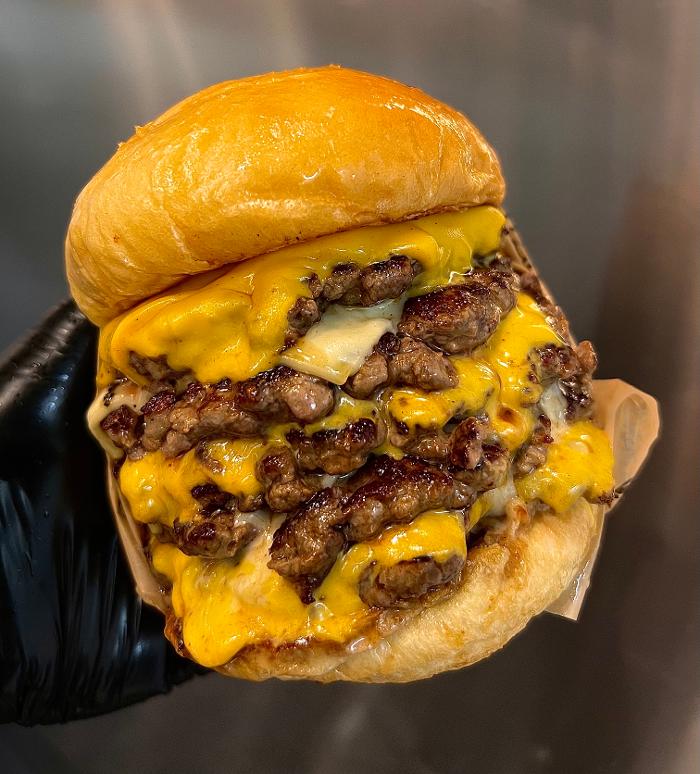 La Birra Bar (Burgers) - Weston Logo