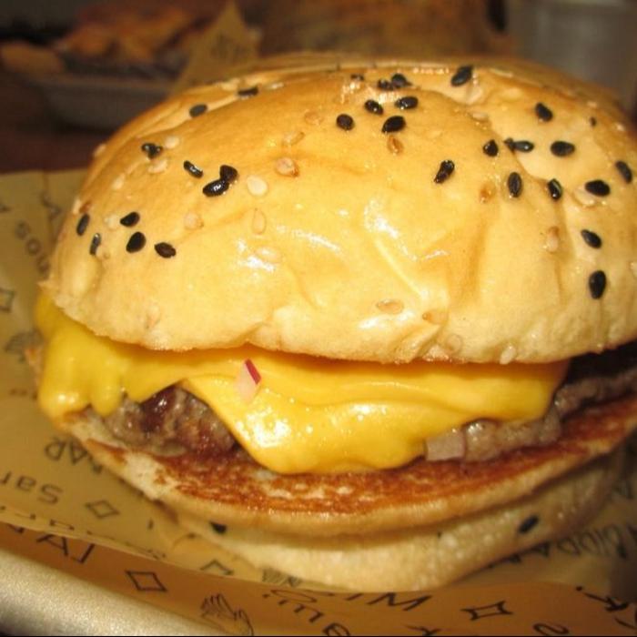 La Birra Bar (Burgers) - Wynwood Image