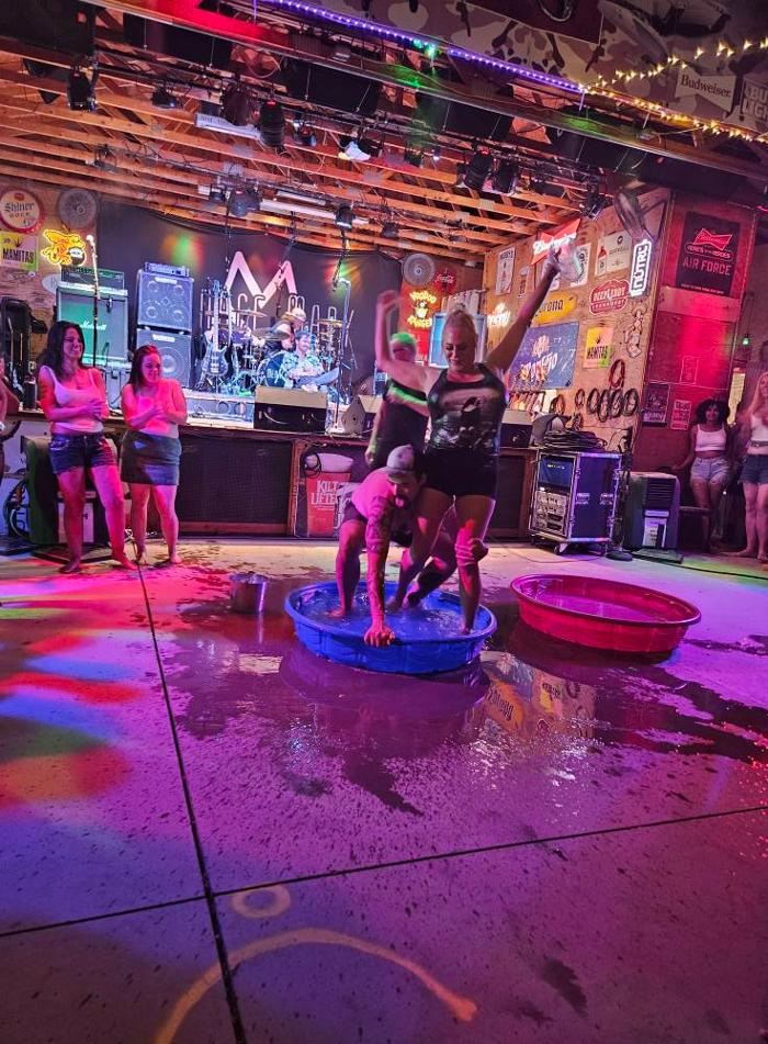 Lucie's Sage & Sand Bar & Grill Image