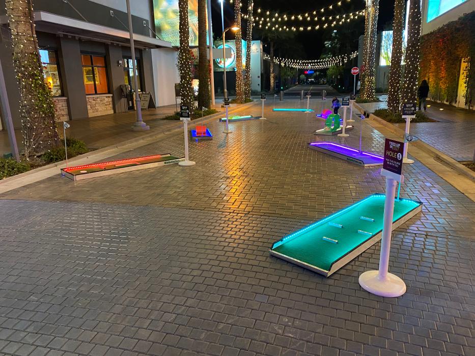Mini Golf on the Go-Arizona's Mini Golf that Comes to You - Phoenix, AZ