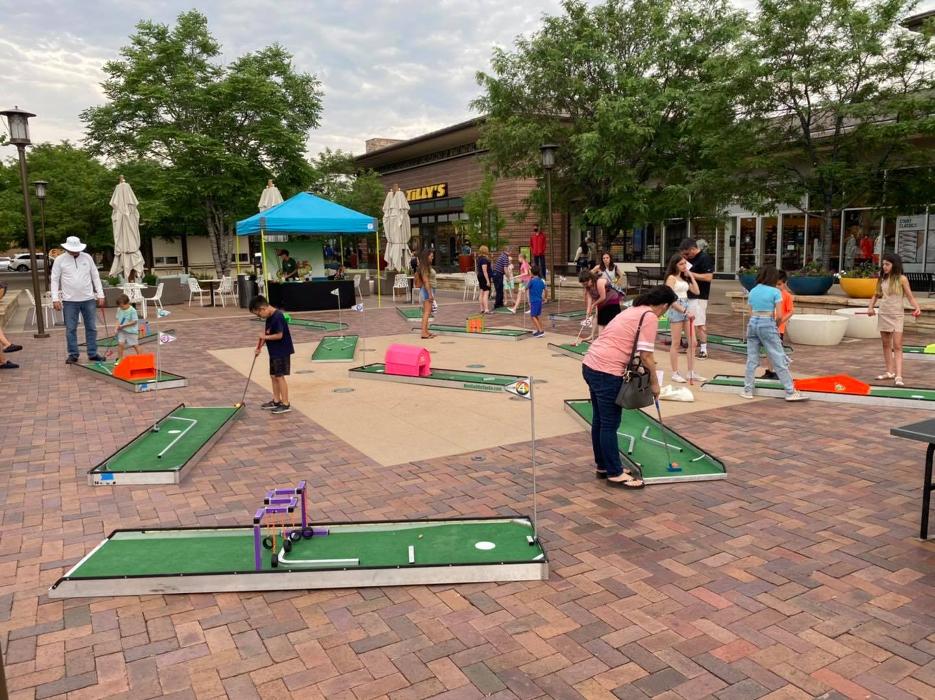 Mini Golf on the Go-Arizona's Mini Golf that Comes to You - Phoenix, AZ