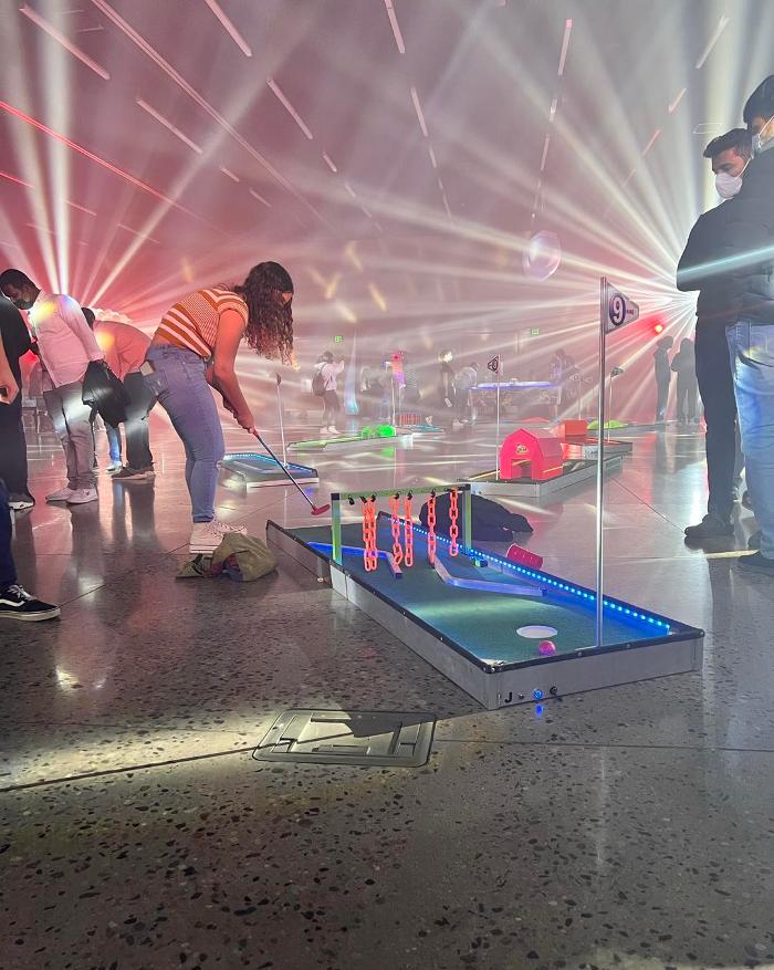 Mini Golf on the Go-Arizona's Mini Golf that Comes to You - Phoenix, AZ