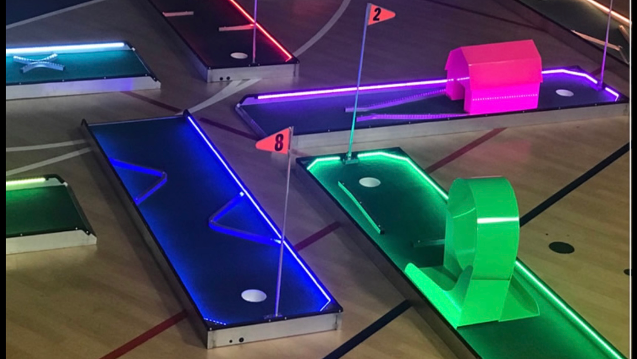 Mini Golf on the Go-Arizona's Mini Golf that Comes to You - Phoenix, AZ