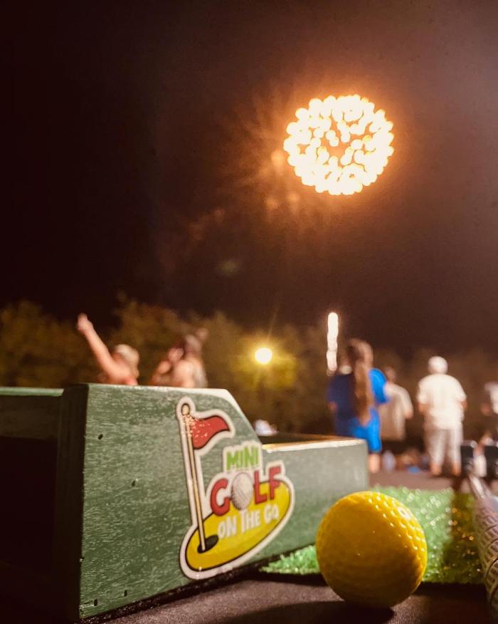 Mini Golf on the Go-Arizona's Mini Golf that Comes to You - Phoenix, AZ