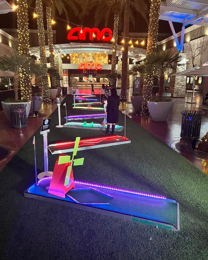 Mini Golf on the Go-Arizona's Mini Golf that Comes to You - Phoenix, AZ