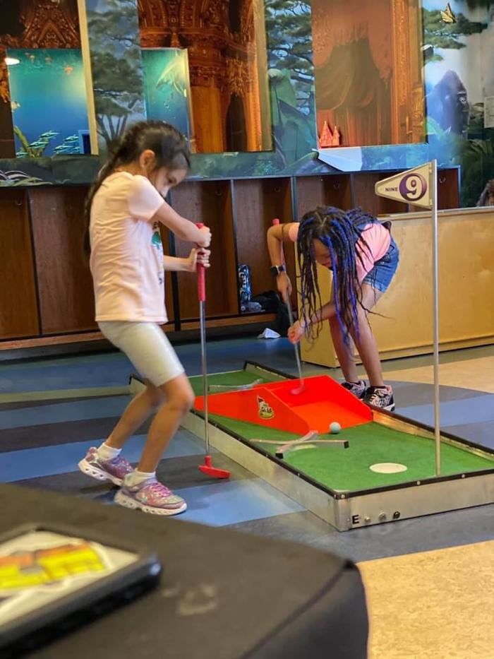 Mini Golf on the Go-Arizona's Mini Golf that Comes to You - Phoenix, AZ