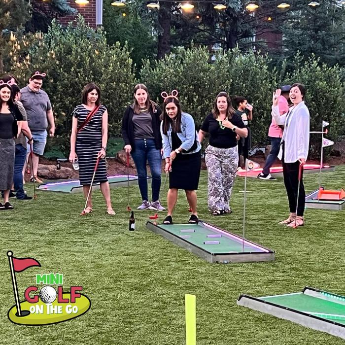 Mini Golf on the Go-Arizona's Mini Golf that Comes to You - Phoenix, AZ