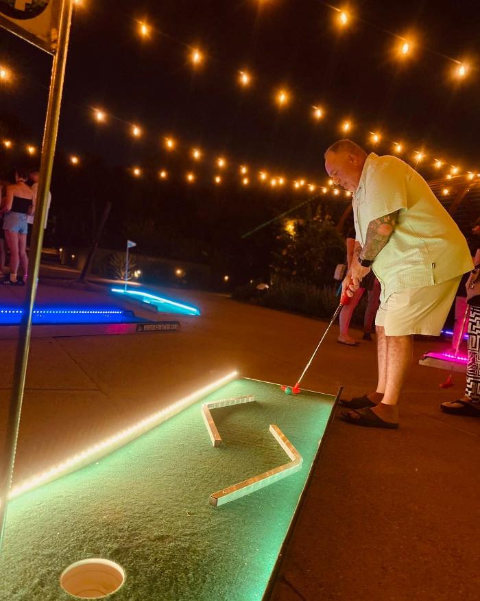 Mini Golf on the Go-Arizona's Mini Golf that Comes to You - Phoenix, AZ