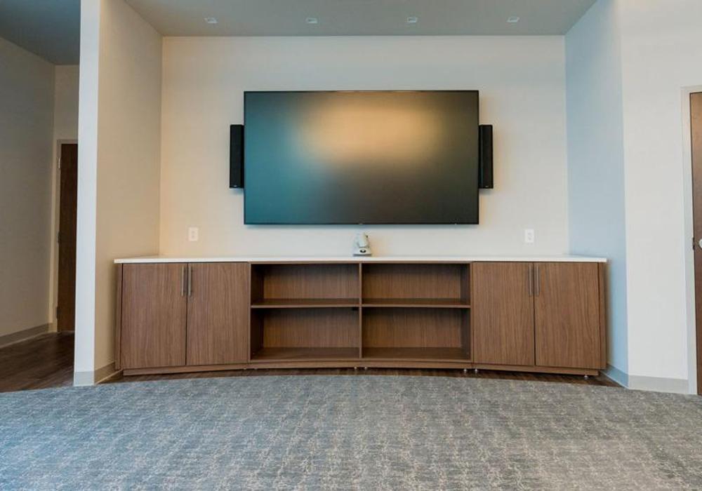 Monarch Office Furniture - Coppell, TX