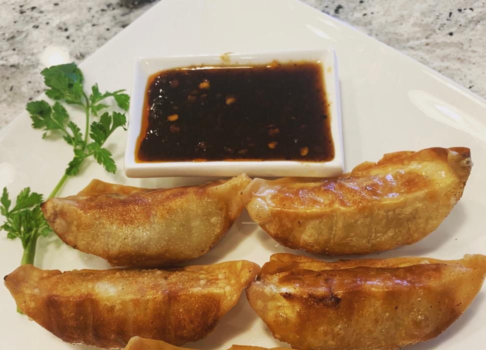 Mountain Thai Kitchen Image