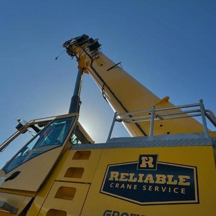 Reliable Crane Service Image