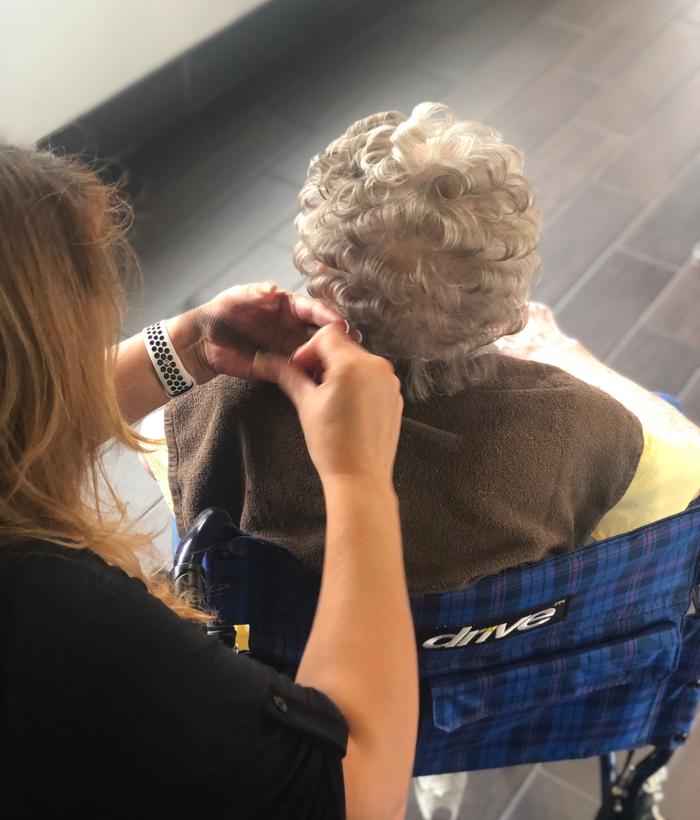 Salon Dulay Aveda Logo