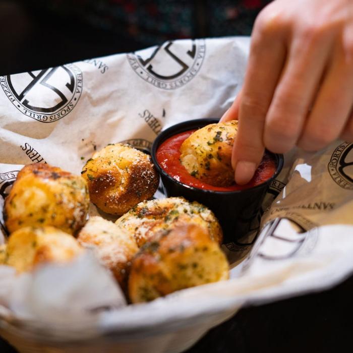 Santisi Brothers Pizzeria & Sports Grill Image